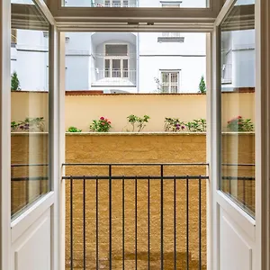 https://petrin-tower-residence.praguehotelsweb.com