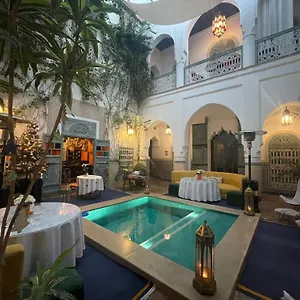 زيارة الفندق