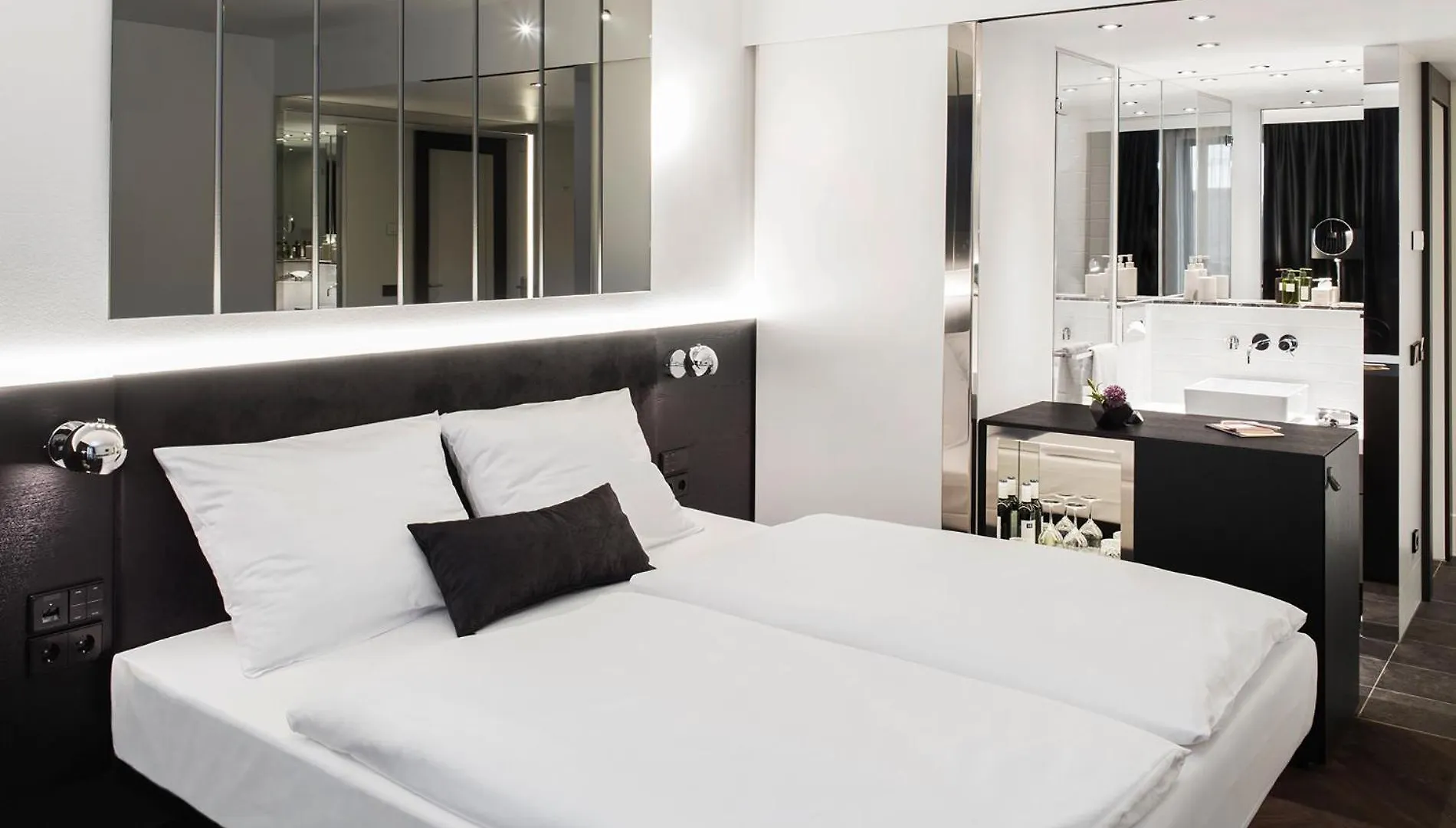 Hotel Amano Grand Central Berlin 3*,  Germany